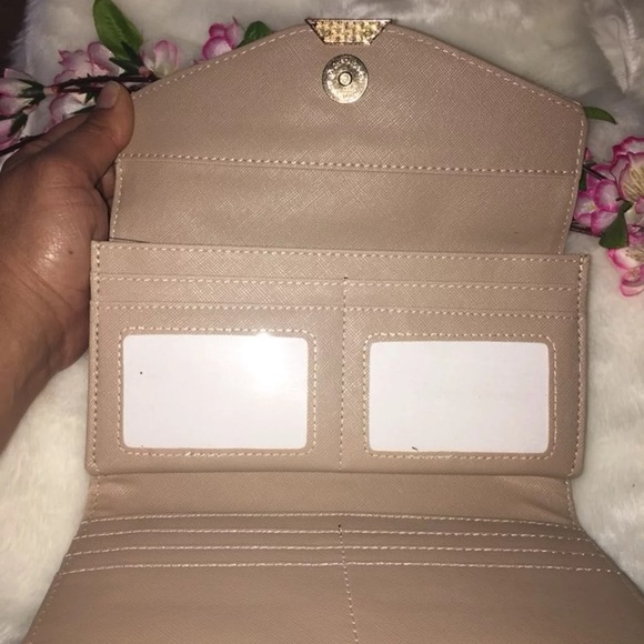 Wallet - Picture 4 of 5